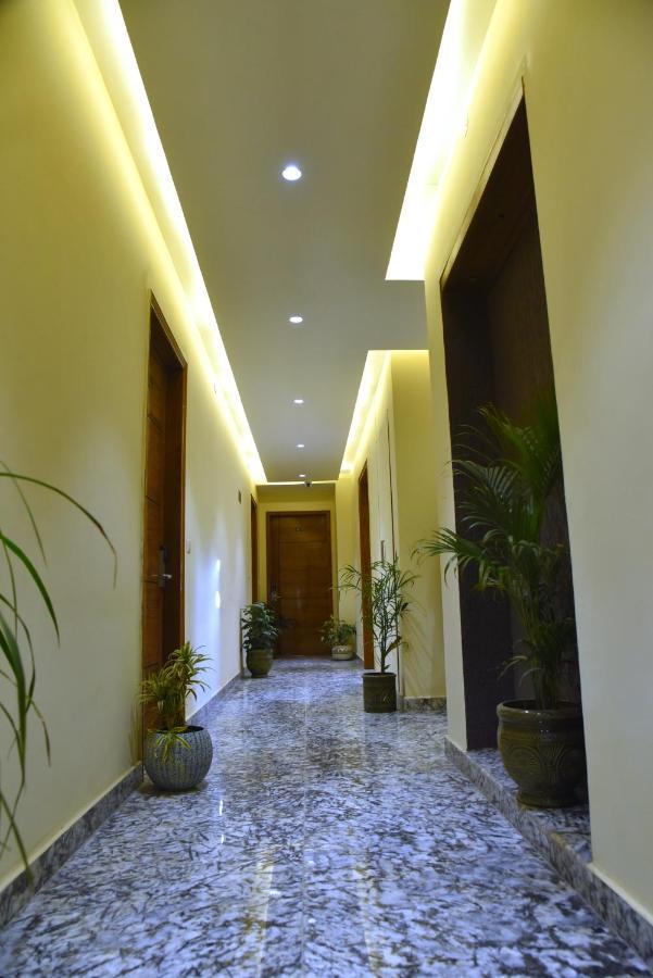 Hotel Vishal Imperial Rohtak Esterno foto